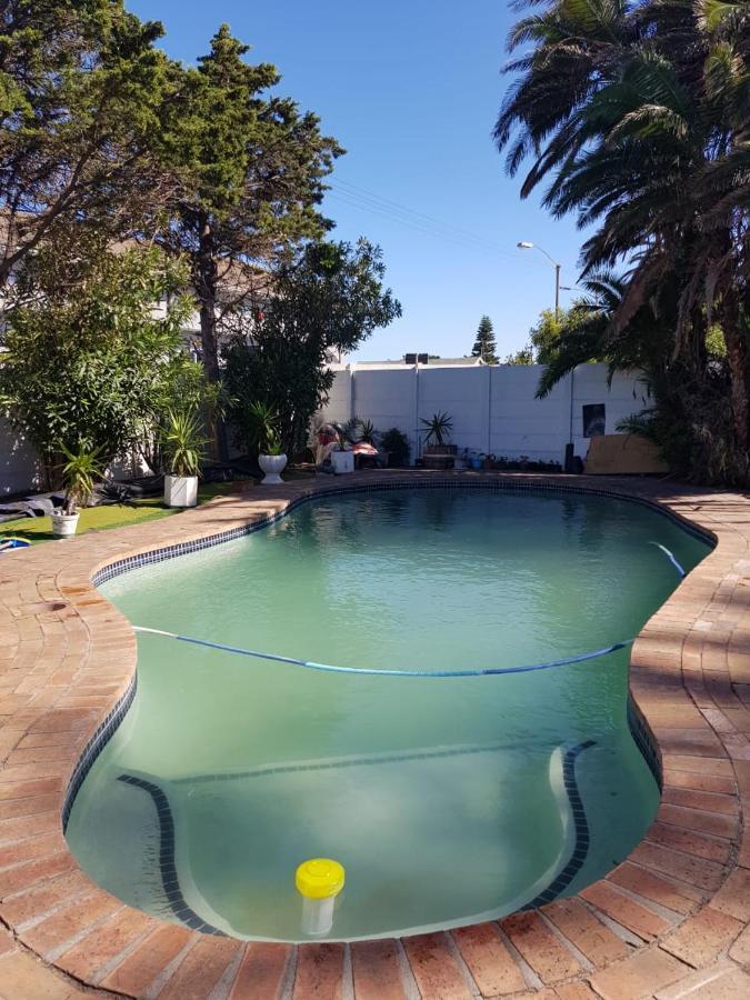 Salama Lodge Milnerton Kapstadt Exterior foto